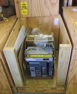 BREAKER, CIRCUIT, 600 FRAME AMP RATING, MASTERPACT NT 08N1 KIND, 3 POLE, 480 VOLT RATING SQUARE D DIRECT REPLACEMENT FOR NSR ABB K-600S INCLUDES ONE NEW 18" DOOR, MOUNTS USING EXISTING HINGES > CONTINUOUS CURRENT: 600A > INTERRUPTING RATING: 30KA @ 535VAC > 125VDC OPERATED > MICROLOGIC TRIP UNIT 5.0A > 250A SENSOR > 250A SENSOR PLUG > 18" DOOR, PART # NLI-NT08N1-LISB8-EODC-NSR-001 (W-44) LOADING & HANDLING FEE $15-